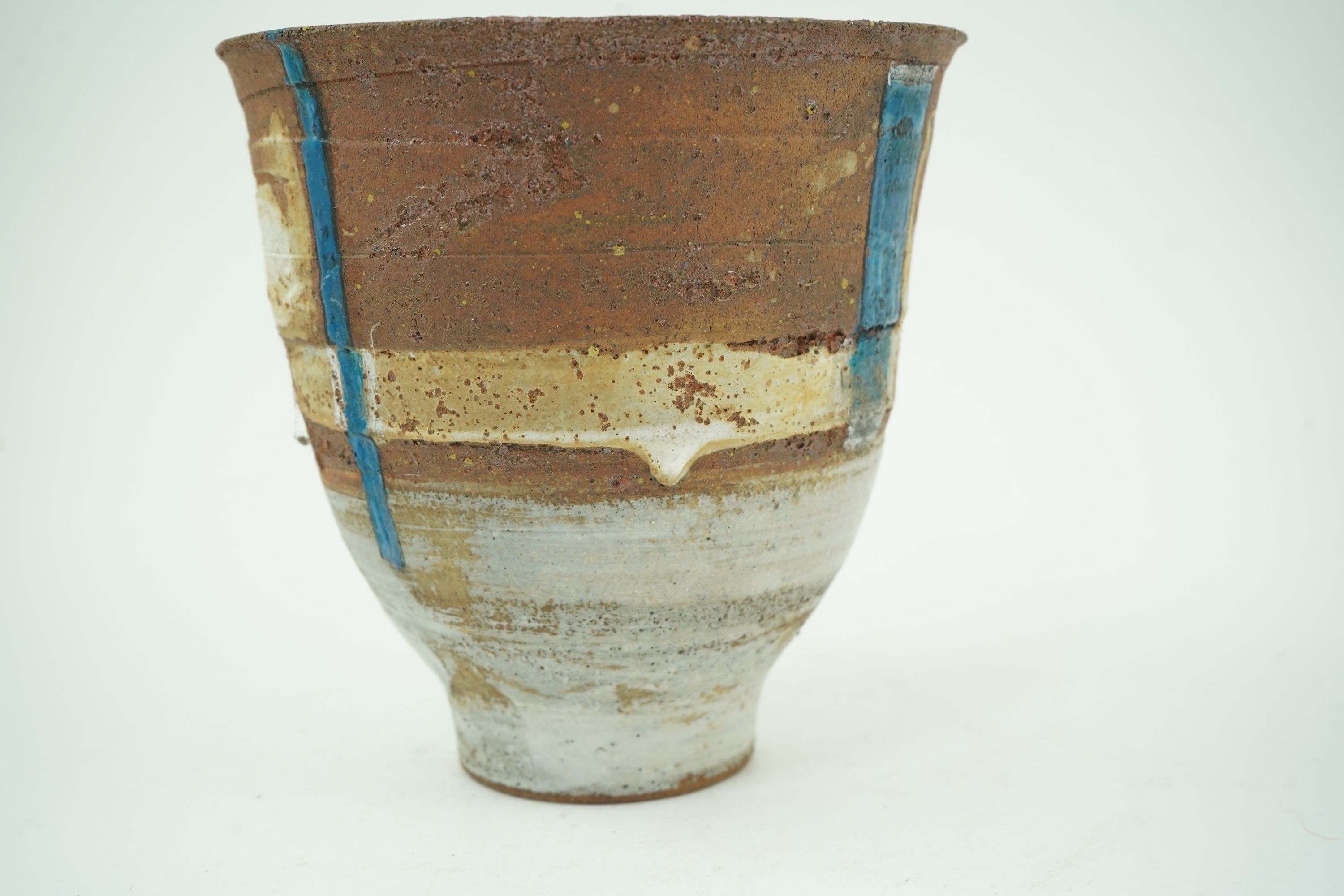 Robin Welch (1936-2019): A footed stoneware vase